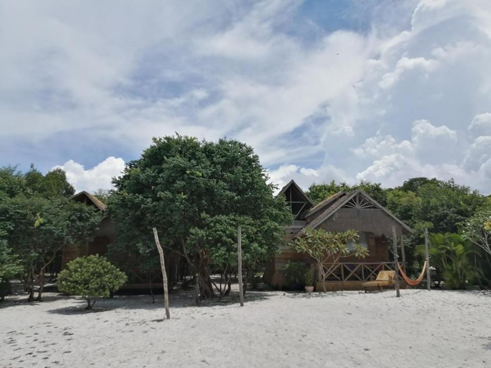 Green Blue Beach Hostel Koh Rong Sanloem Exterior photo