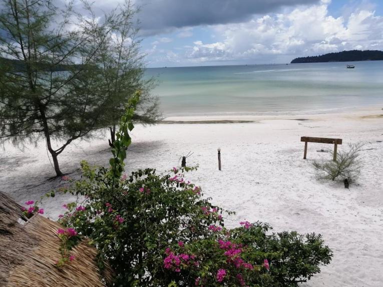 Green Blue Beach Hostel Koh Rong Sanloem Exterior photo