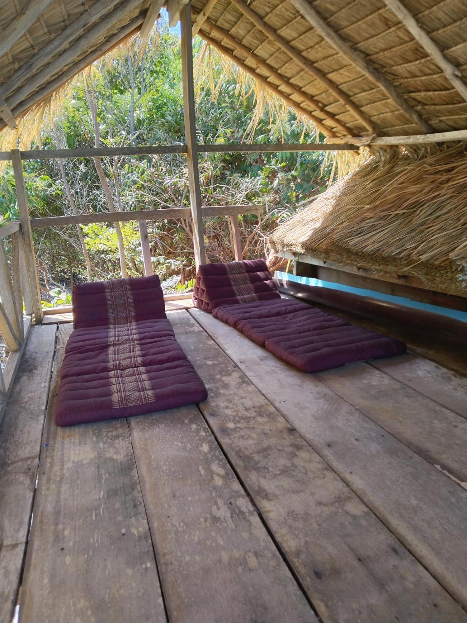 Green Blue Beach Hostel Koh Rong Sanloem Exterior photo