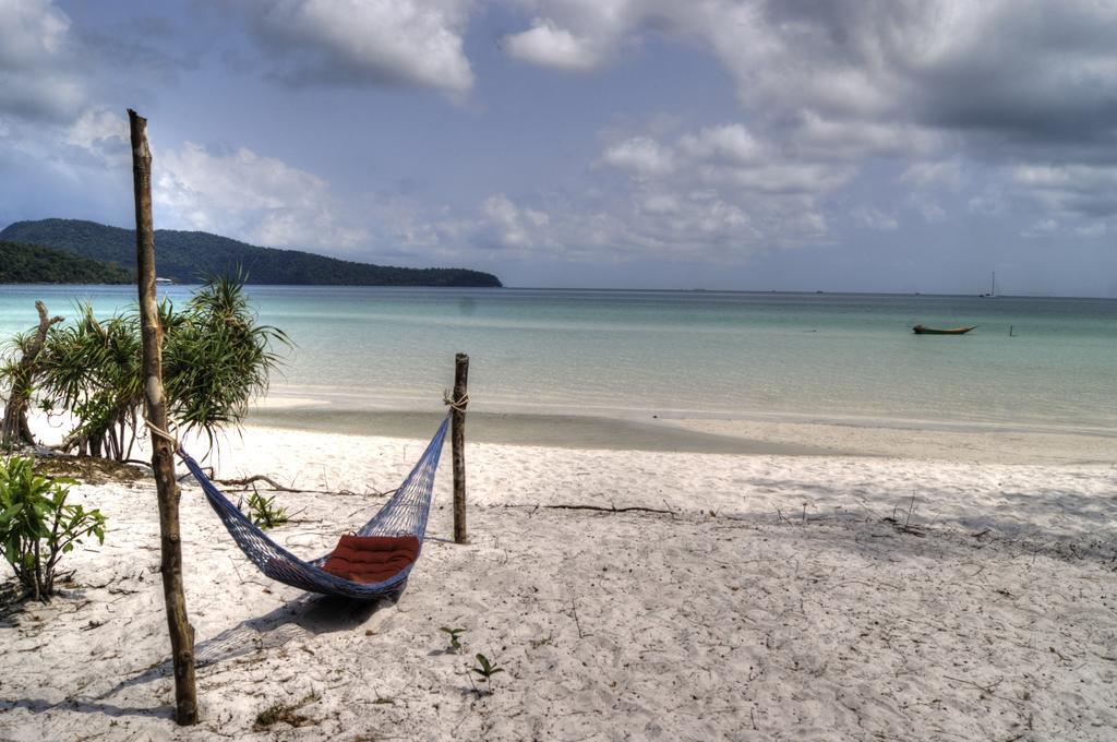 Green Blue Beach Hostel Koh Rong Sanloem Exterior photo